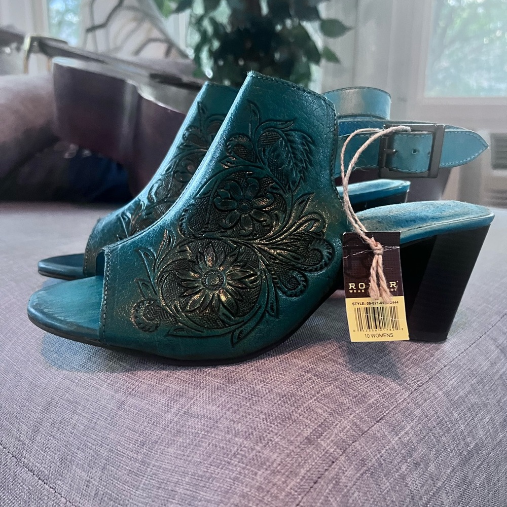 Roper Mika heeled Sandal Turquoise NWT size 10